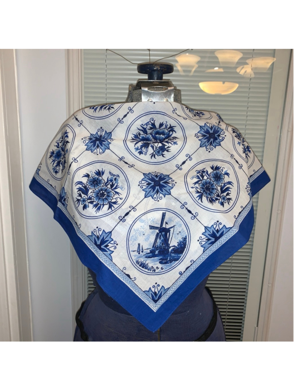 Women's Unbranded White Blue Delft Print Scarf One Size